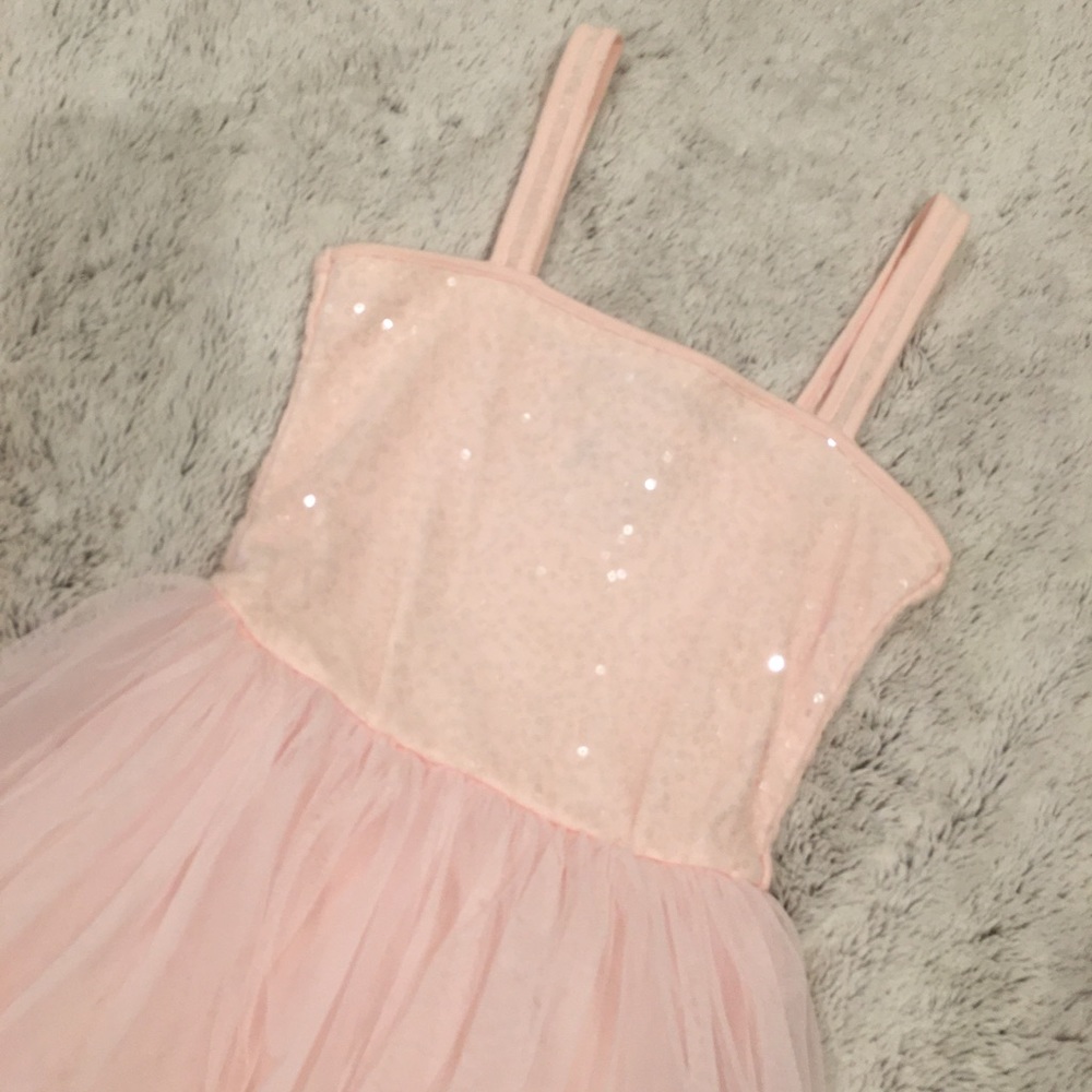 💕 Girl’s Pink Sequined Tulle Dress 💕